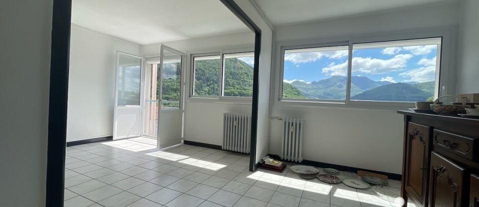 Appartement 3 pièces de 66 m² à Lourdes (65100)