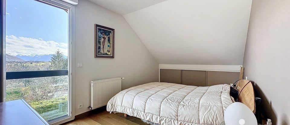 Duplex 4 rooms of 106 m² in Argonay (74370)
