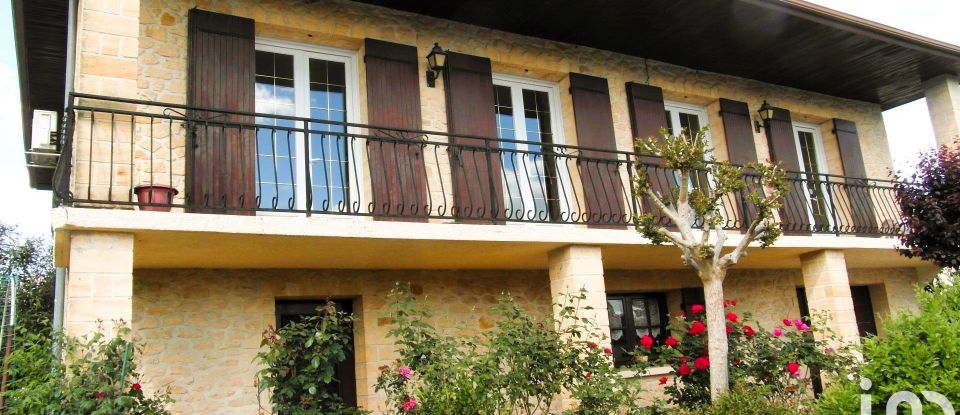 House 5 rooms of 126 m² in Bergerac (24100)