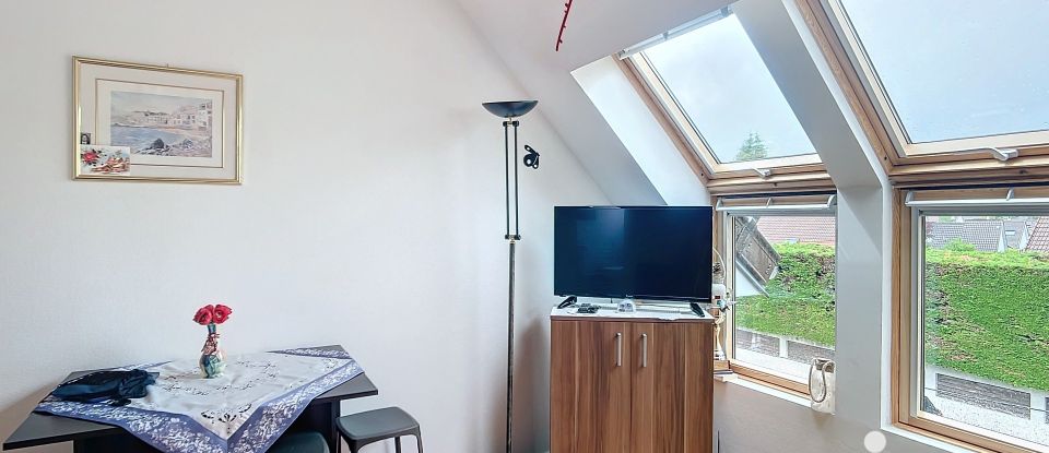 Apartment 1 room of 26 m² in Pontault-Combault (77340)