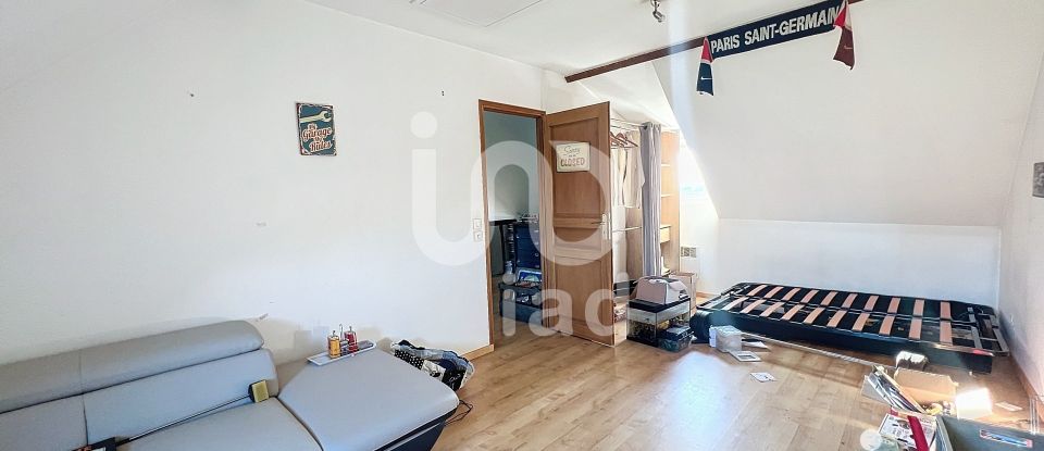 House 6 rooms of 132 m² in Chessy (77700)