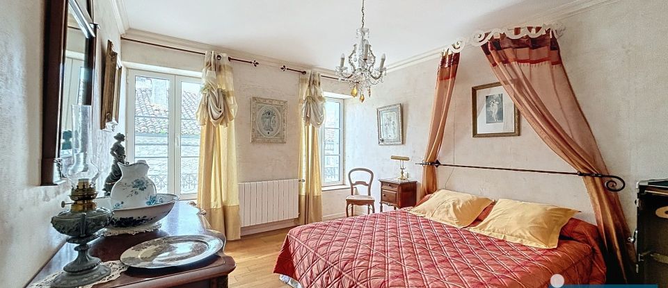 Mansion 12 rooms of 270 m² in Saint-Clar (32380)