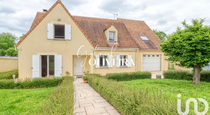 Traditional house 7 rooms of 170 m² in Belloy-en-France (95270)