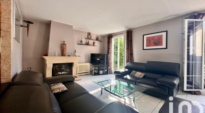 House 6 rooms of 140 m² in Marolles-en-Brie (94440)