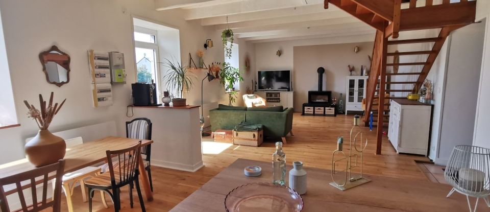 House 4 rooms of 142 m² in Quemper-Guézennec (22260)
