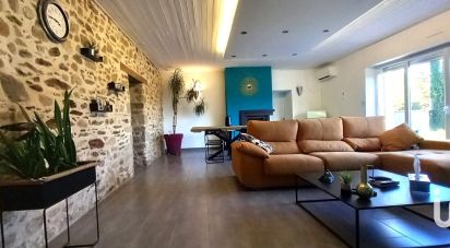 House 7 rooms of 220 m² in Bellevigny (85170)