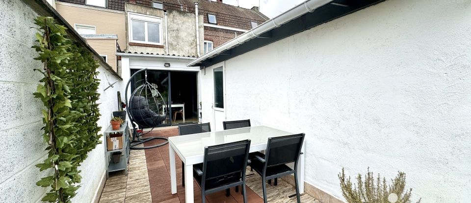 Town house 4 rooms of 121 m² in Tourcoing (59200)