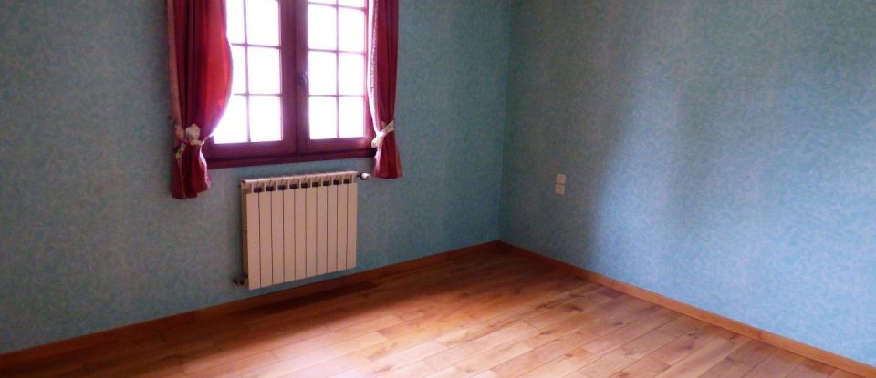 House 4 rooms of 114 m² in Satillieu (07290)