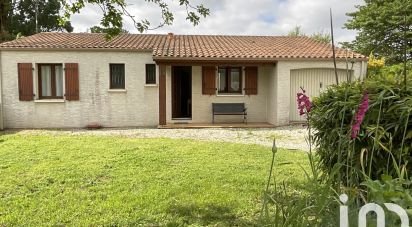 Traditional house 3 rooms of 83 m² in Périgny (17180)