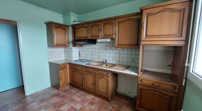 Apartment 5 rooms of 75 m² in Limoges (87000)
