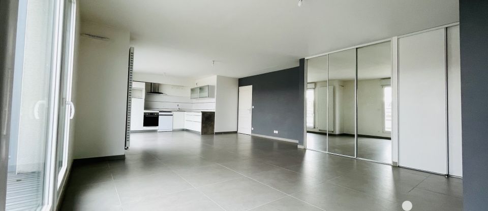 Apartment 5 rooms of 102 m² in Reims (51100)