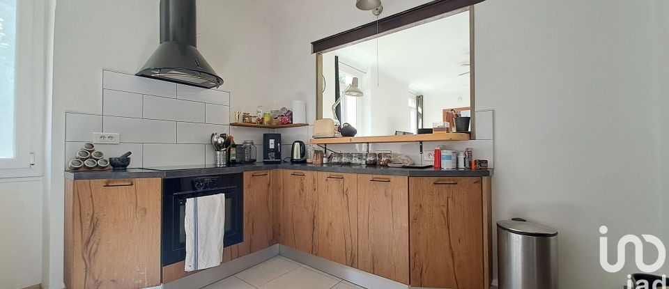 Appartement 6 pièces de 105 m² à Lodève (34700)