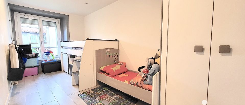 Appartement 4 pièces de 110 m² à Saint-Chamond (42400)
