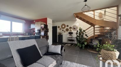 Appartement 4 pièces de 90 m² à Rumilly (74150)