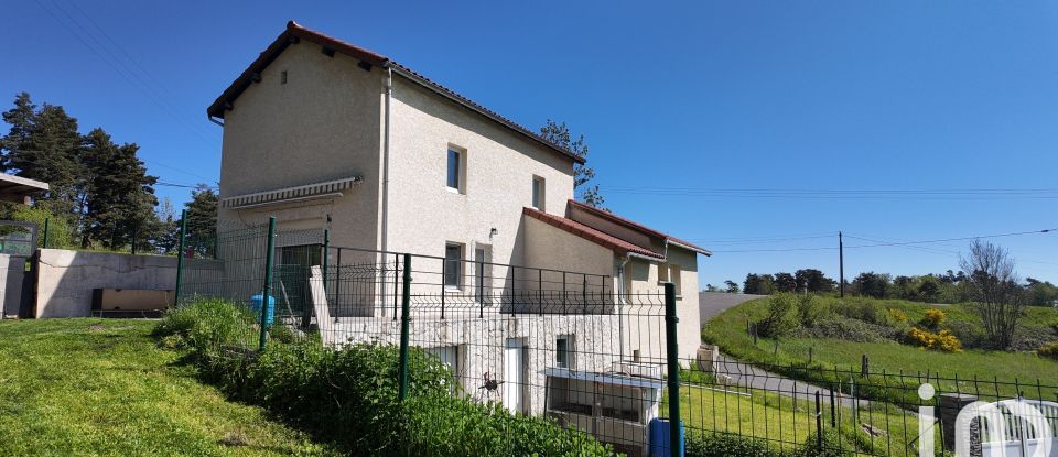 Maison de campagne 7 pièces de 125 m² à Saint-Jean-Soleymieux (42560)