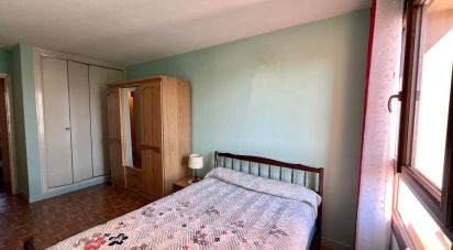 Apartment 3 rooms of 67 m² in Tarbes (65000)