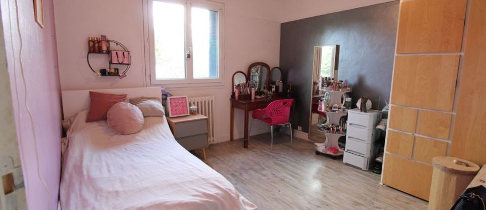House 6 rooms of 100 m² in Garges-lès-Gonesse (95140)