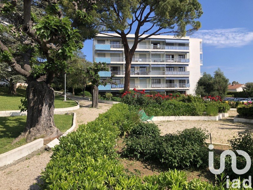 Vente Appartement 68m² 3 Pièces à Antibes (06160) - Iad France