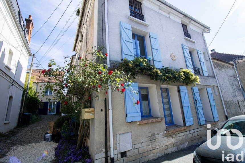 Traditional house 4 rooms of 73 m² in Quincy-Voisins (77860)