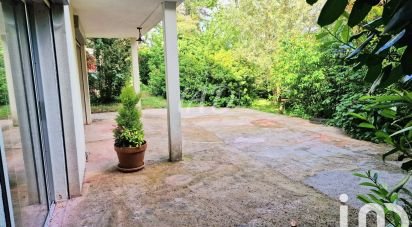 Traditional house 6 rooms of 138 m² in Bièvres (91570)