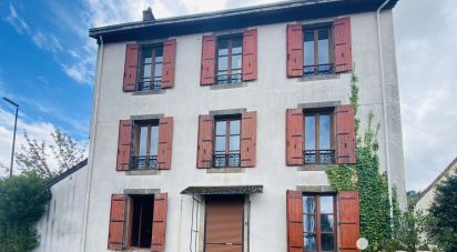 Building in Saint-Sulpice-Laurière (87370) of 400 m²