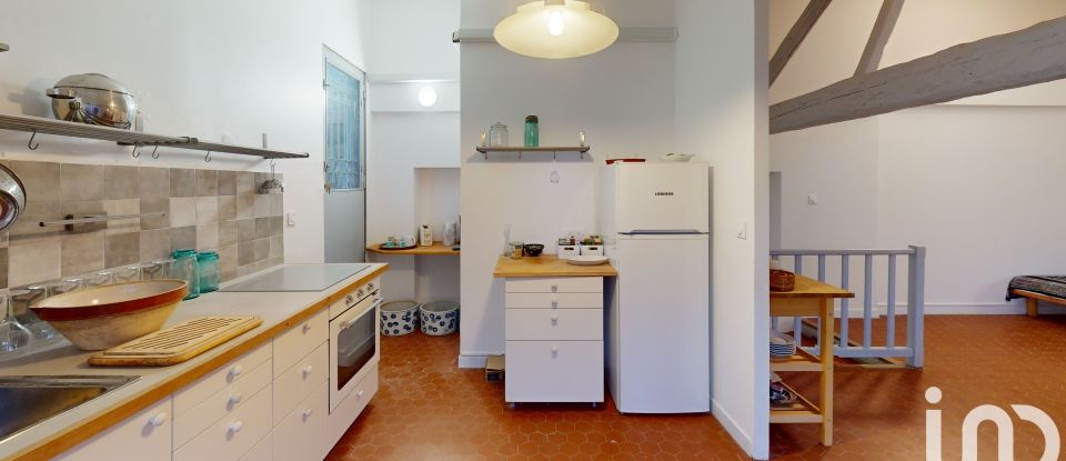 Apartment 6 rooms of 200 m² in Avignon (84000)