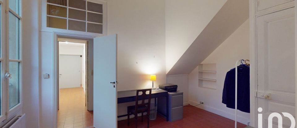 Apartment 6 rooms of 200 m² in Avignon (84000)