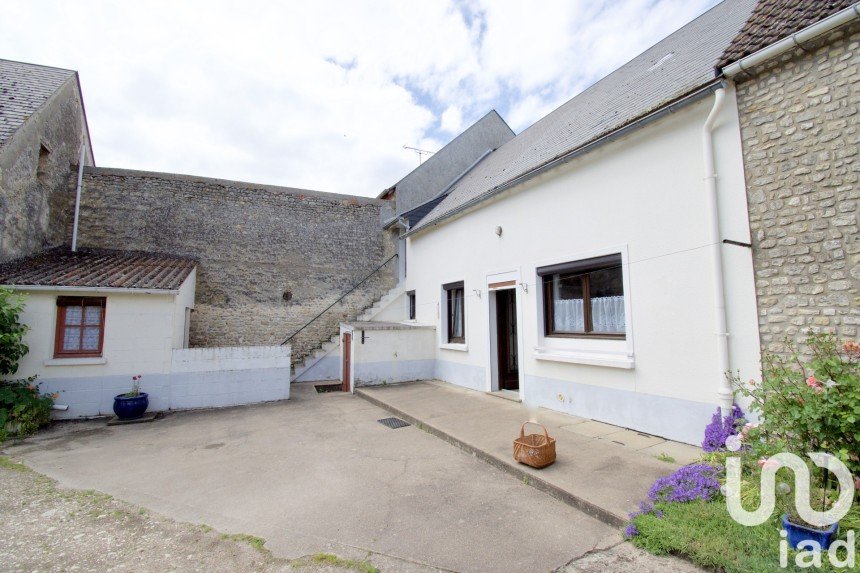 House 3 rooms of 58 m² in Rouvres-Saint-Jean (45300)
