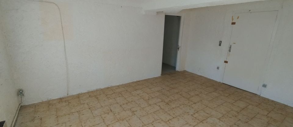 House 8 rooms of 130 m² in Pleumeur-Bodou (22560)
