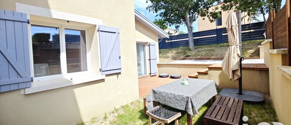 Maison de village 3 pièces de 60 m² à Saint-Alban-du-Rhône (38370)