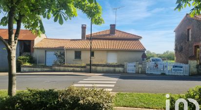 Country house 5 rooms of 125 m² in Lys-Haut-Layon (49540)