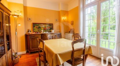 Mansion 8 rooms of 200 m² in Béthisy-Saint-Pierre (60320)