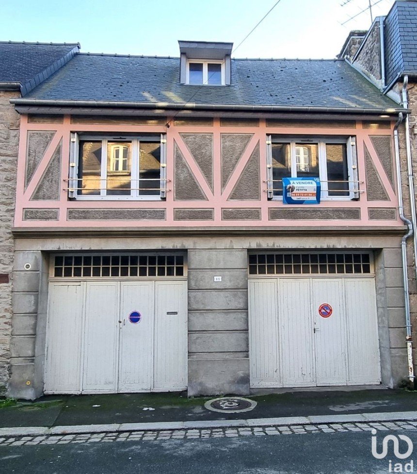 House 5 rooms of 95 m² in Dinan (22100)