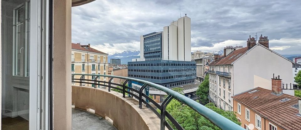 Appartement 3 pièces de 105 m² à Grenoble (38000)
