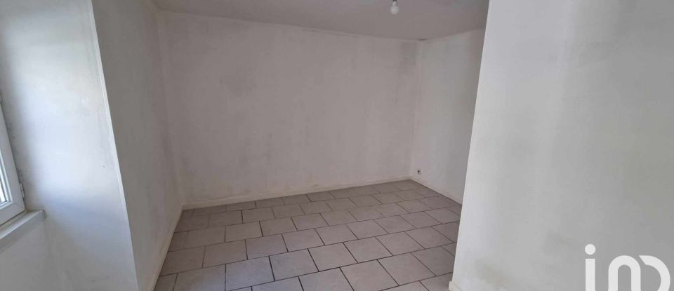 House 7 rooms of 142 m² in - (16190)