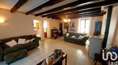 Village house 4 rooms of 151 m² in Millac (86150)