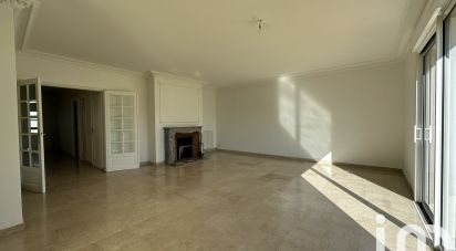 Maison traditionnelle 6 pièces de 179 m² à Sainte-Luce-sur-Loire (44980)