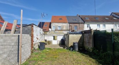 House 3 rooms of 107 m² in Raismes (59590)