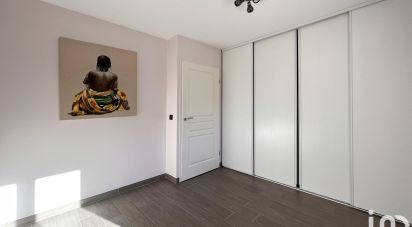 Apartment 5 rooms of 98 m² in Massy (91300)