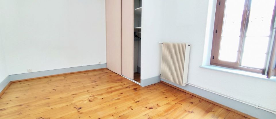 Apartment 4 rooms of 81 m² in Clermont-Ferrand (63000)