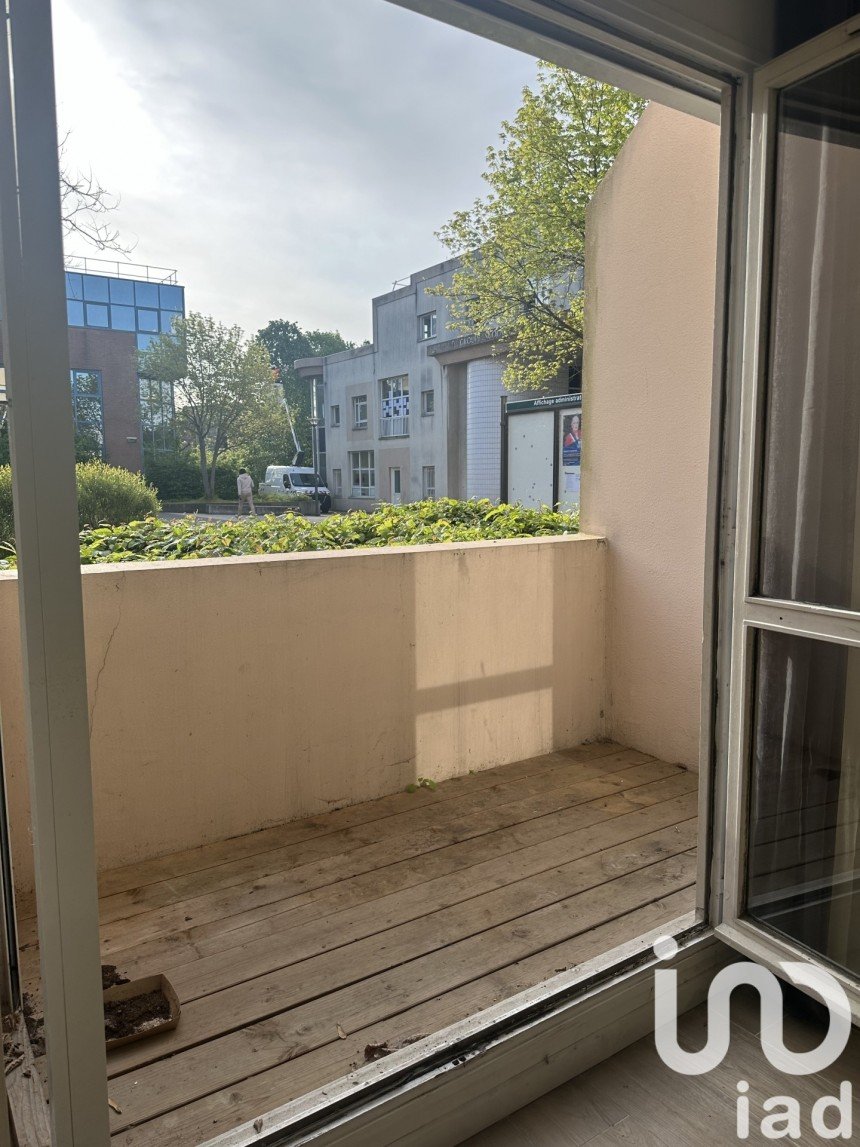Apartment 5 rooms of 99 m² in Noisy-le-Grand (93160)