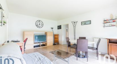 Apartment 4 rooms of 75 m² in Thiais (94320)