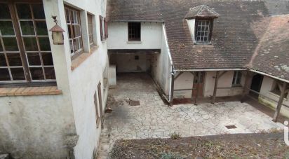 House 7 rooms of 165 m² in Goupillières (78770)