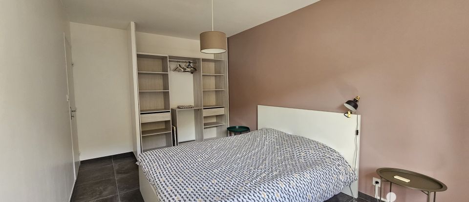 Appartement 4 pièces de 98 m² à Tournon-sur-Rhône (07300)