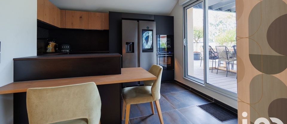 Appartement 4 pièces de 99 m² à Champagne-au-Mont-d'Or (69410)