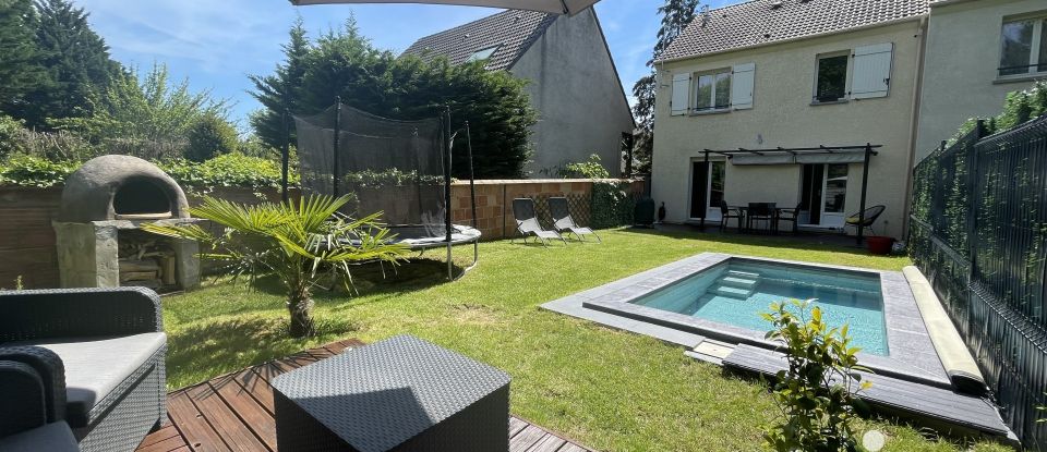 House 4 rooms of 85 m² in Cesson (77240)