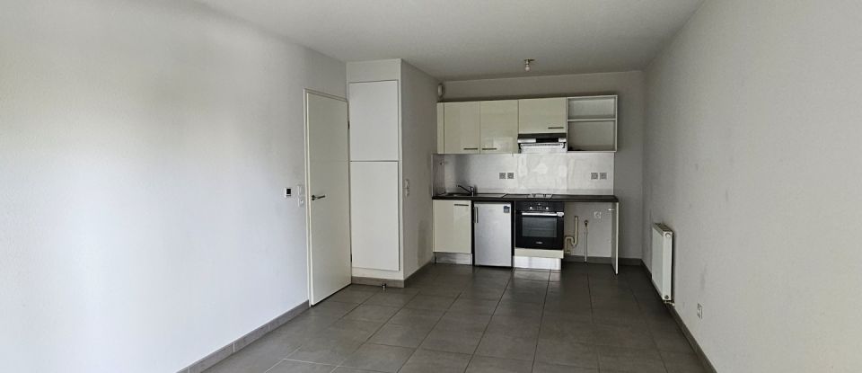 Apartment 2 rooms of 42 m² in Cenon (33150)