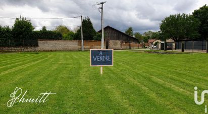 Land of 822 m² in Vexin-sur-Epte (27510)