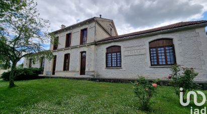House 12 rooms of 260 m² in Rouillac (16170)