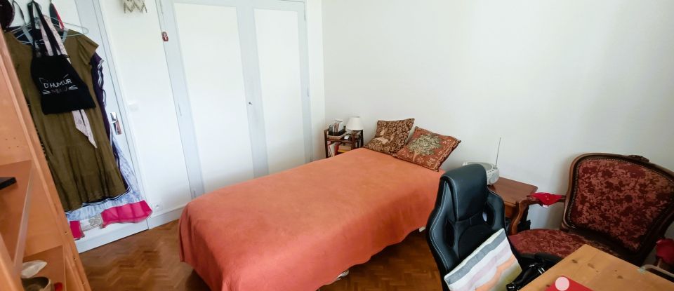 Appartement 4 pièces de 81 m² à Écouen (95440)